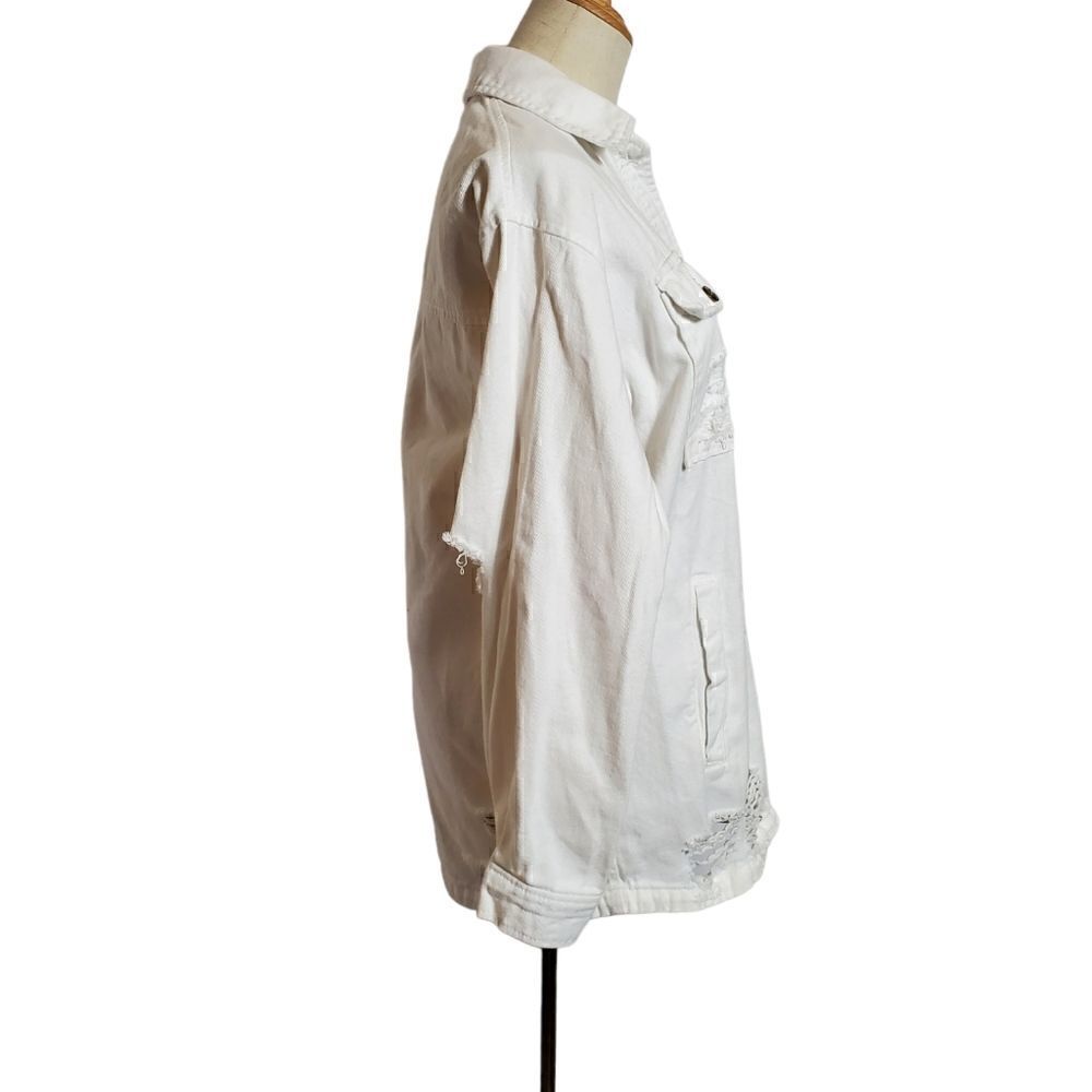 Divided White Distressed Shacket Denim Shirt Jacket Runs Large - Picture 4 of 8